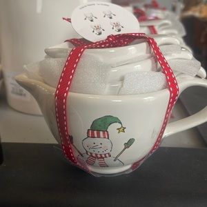 Rae Dunn snowman measuring cups